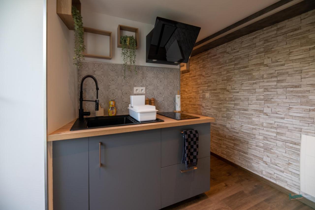 Naturel : Studio Calme Et Agreable Les Bordes Экстерьер фото