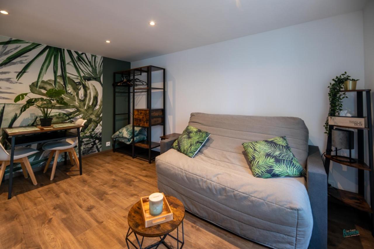Naturel : Studio Calme Et Agreable Les Bordes Экстерьер фото
